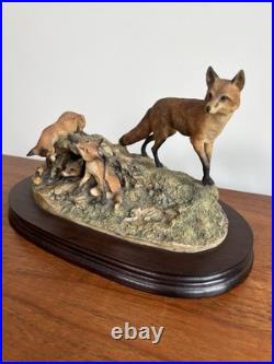 Large Border Fine Arts vintage'Fox & Family' 1983 Edition 28/1500 Model No L53