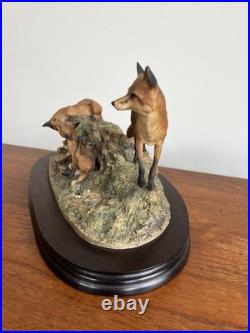 Large Border Fine Arts vintage'Fox & Family' 1983 Edition 28/1500 Model No L53