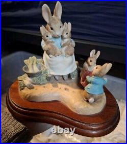 Mrs Rabbit And Children, Beatrix Potter, Border Fine Arts Limited Edition