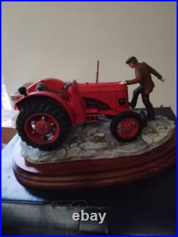 New Border Fine Arts'kick Start' No. Bo541 By Ray Ayres Original Box