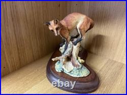 RARE 1978 Border Fine Arts Fox and Rabbit figurine by Mairi Laing With Stand