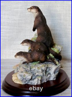 Rare Border Fine Arts High and Dry MTR09 Otter & Cubs Figurine Ltd Edn 135/2500 Rare Border Fine Arts High and Dry MTR09 Otter & Cubs Figurine Ltd Edn 135/2500