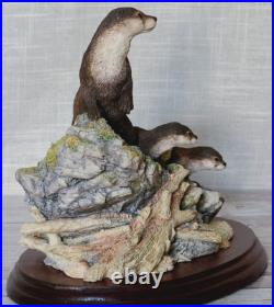 Rare Border Fine Arts High and Dry MTR09 Otter & Cubs Figurine Ltd Edn 135/2500 Rare Border Fine Arts High and Dry MTR09 Otter & Cubs Figurine Ltd Edn 135/2500