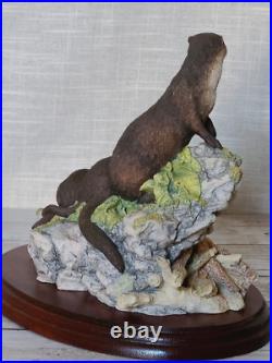 Rare Border Fine Arts High and Dry MTR09 Otter & Cubs Figurine Ltd Edn 135/2500 Rare Border Fine Arts High and Dry MTR09 Otter & Cubs Figurine Ltd Edn 135/2500