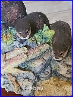 Rare Border Fine Arts High and Dry MTR09 Otter & Cubs Figurine Ltd Edn 135/2500