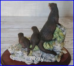 Rare Border Fine Arts High and Dry MTR09 Otter & Cubs Figurine Ltd Edn 135/2500 Rare Border Fine Arts High and Dry MTR09 Otter & Cubs Figurine Ltd Edn 135/2500