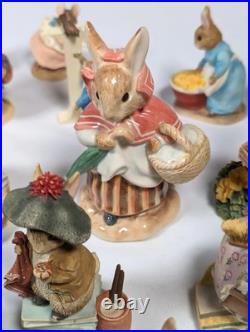 The World of Beatrix Potter Peter Rabbit Border Fine Arts 24 Bundle READ DESC
