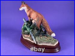 Unused Border fine arts'A lucky find