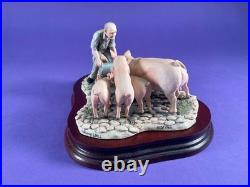 Unused Border fine arts Feeding time