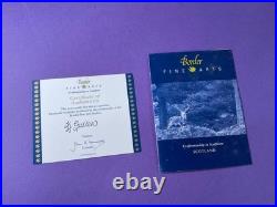 Unused Border fine arts'Keeping his feet dry