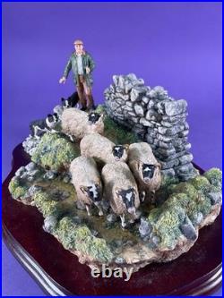 Unused Border fine arts'The Crossing