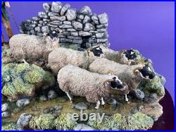 Unused Border fine arts'The Crossing