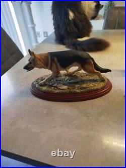 Vintage 1999 Border Fine Arts German Shepherd By M Turner Statue