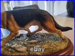 Vintage 1999 Border Fine Arts German Shepherd By M Turner Statue