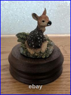 Vintage Border Fine Arts Morning Mist Roe Deer Fawn Figurine Model SRE5 1994 VGC
