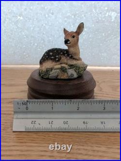 Vintage Border Fine Arts Morning Mist Roe Deer Fawn Figurine Model SRE5 1994 VGC