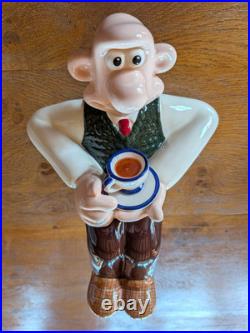 Wallace & Gromit Wallace In Armchair Teapot, Border Fine Arts, Boxed