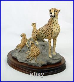 Wildtrack Rare Ltd edition Cheetah & Cubs Sculpture 1990's like Border Fine Arts