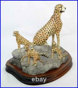 Wildtrack Rare Ltd edition Cheetah & Cubs Sculpture 1990's like Border Fine Arts
